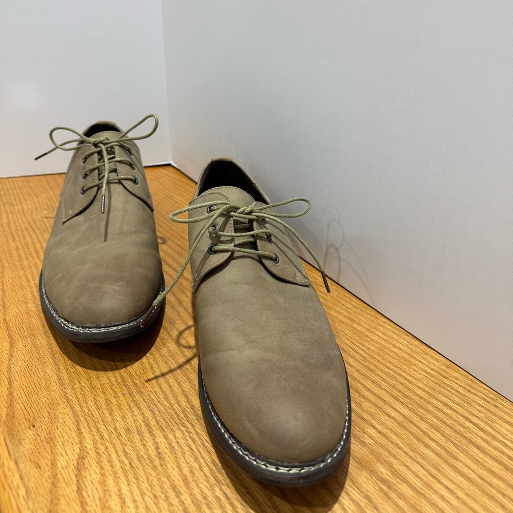 Kenneth Cole Unlisted Men's Tan Lace-Up Shoes size 11 - Picture 2 of 9